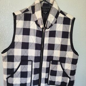 Rachel Black and Cream Patterned Vest